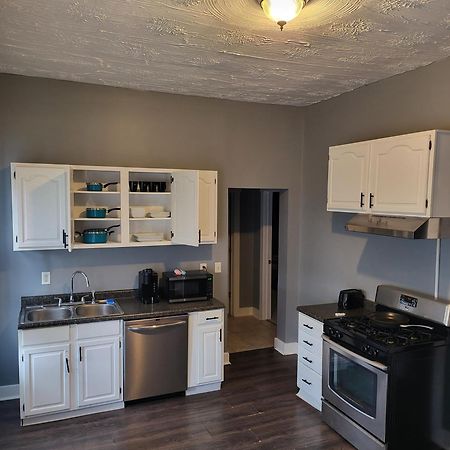 1 Bedroom In Columbus Osu District, Free Parking, Kitchen, Washer And Dryer, Central Location, Downtown, Hospital, Expocenter, Osu Stadium المظهر الخارجي الصورة